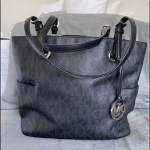 Michael Kors Tote